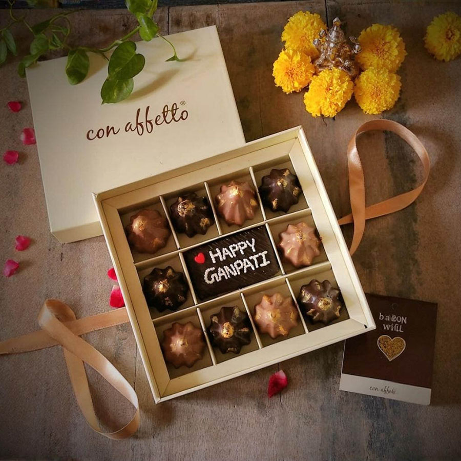 Cake Truffle Collection - Modak Cake Pops 